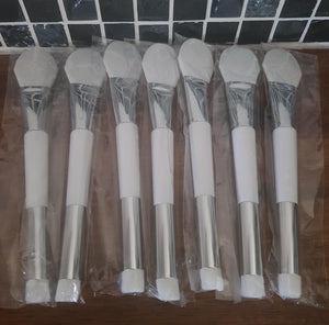 Clay Mask Applicator