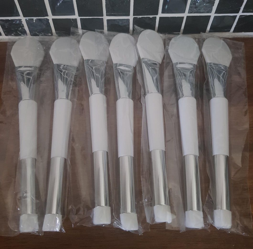 Clay Mask Applicator
